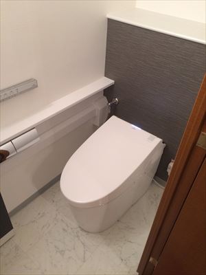 スタイリッシュで使いやすいトイレに